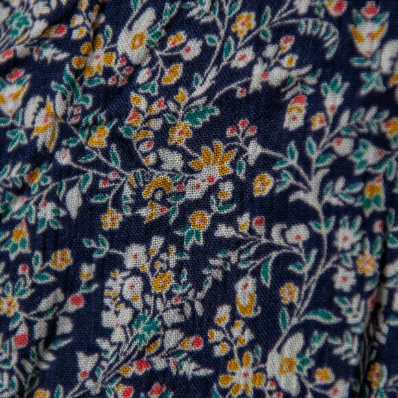 Old Navy Plus Sz 4XL Flowered Sleeveless Tie Neck Top Navy Ruffle Neck Silky - Picture 7 of 7